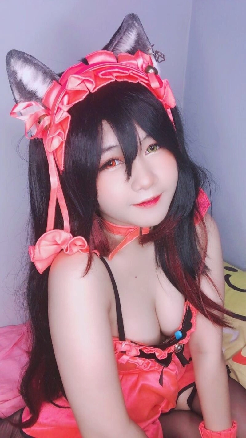 ảnh gái xinh cosplay khoe hàng