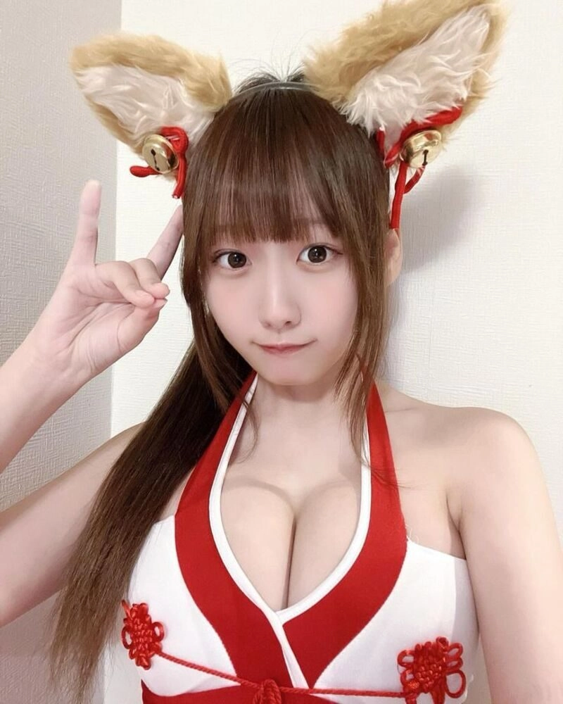 ảnh gái xinh cosplay khoe hàng