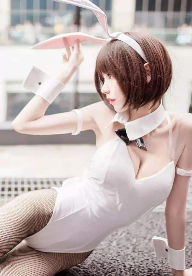 ảnh gái xinh cosplay khoe hàng