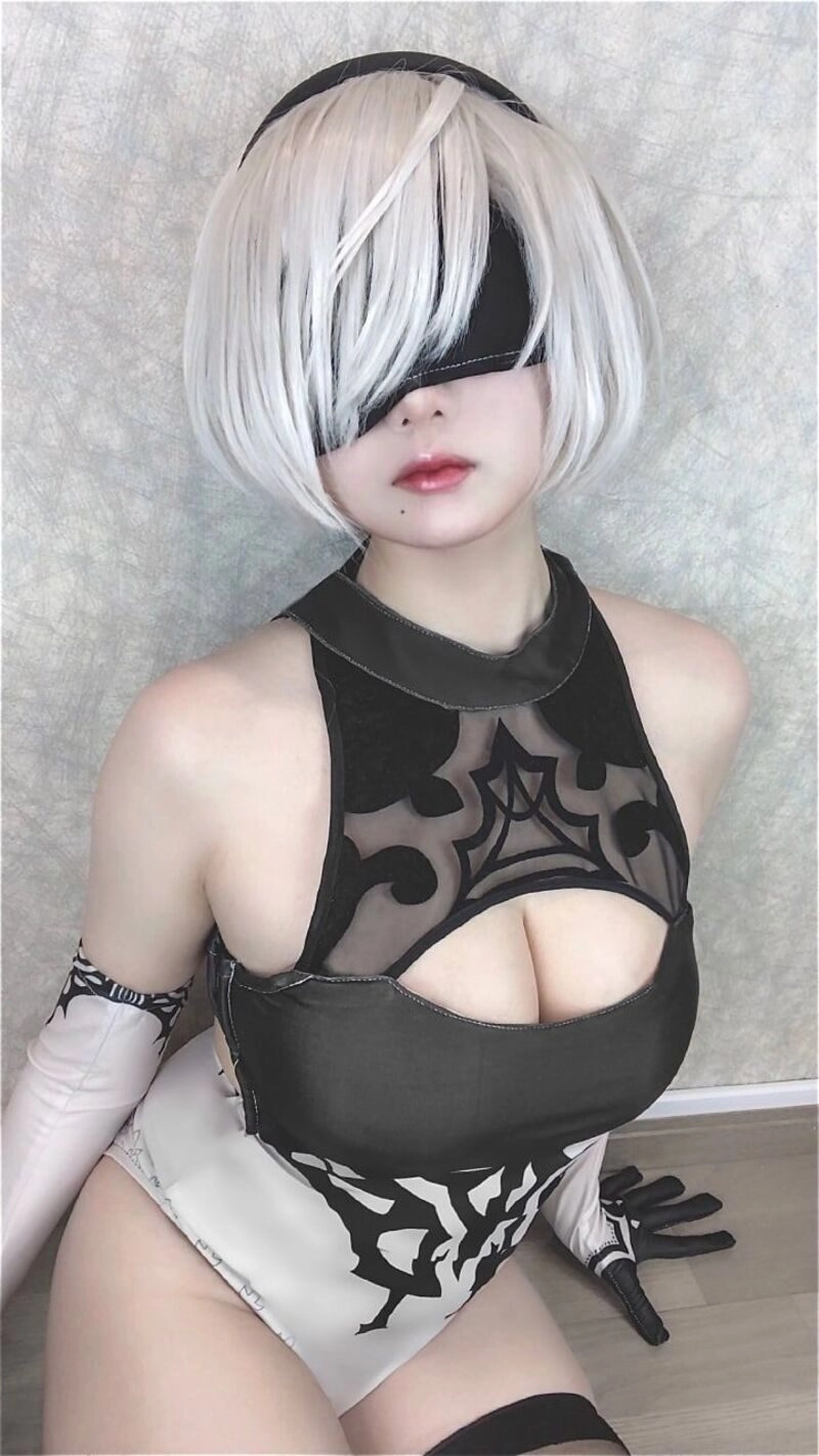 ảnh gái xinh cosplay khoe hàng