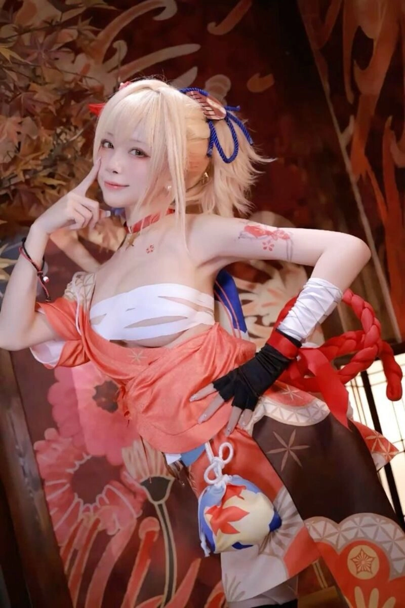 ảnh gái xinh cosplay khoe hàng