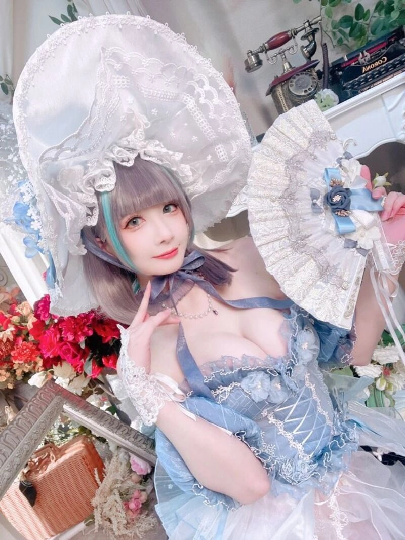 ảnh gái xinh cosplay khoe hàng