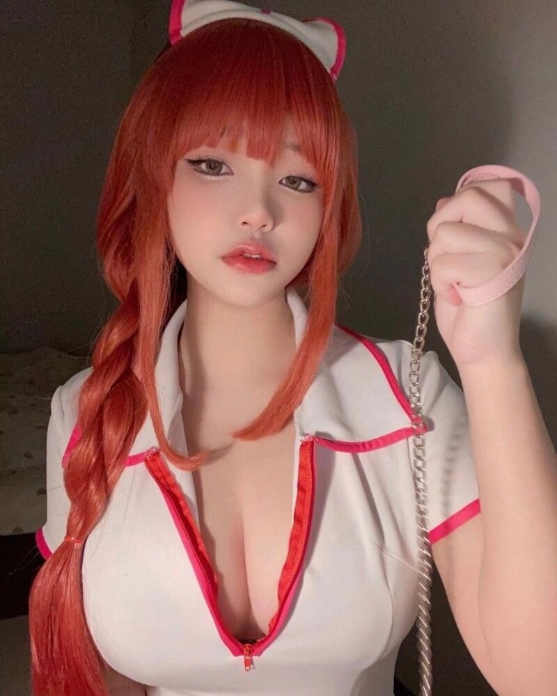 ảnh gái xinh cosplay khoe hàng